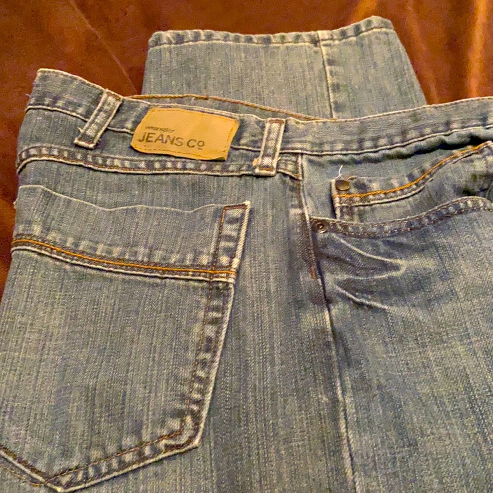 Wrangler relaxed boot 34x32